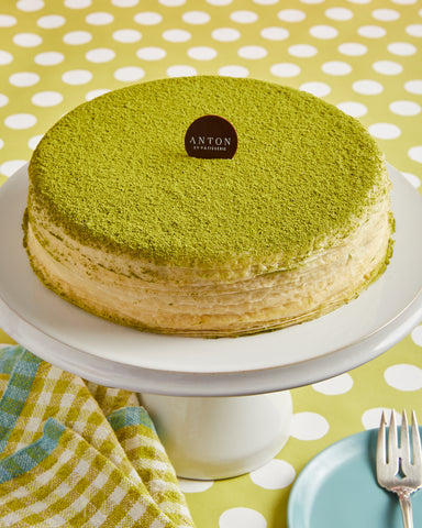 Subtly sweet, creamy and fluffy, the green, vegetal nature of matcha shines through paper-thin layers of no less than 20 crepes.